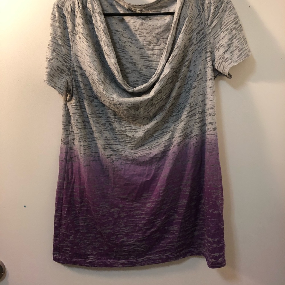 Comfy Calvin Klein Scoop Neck Shirt